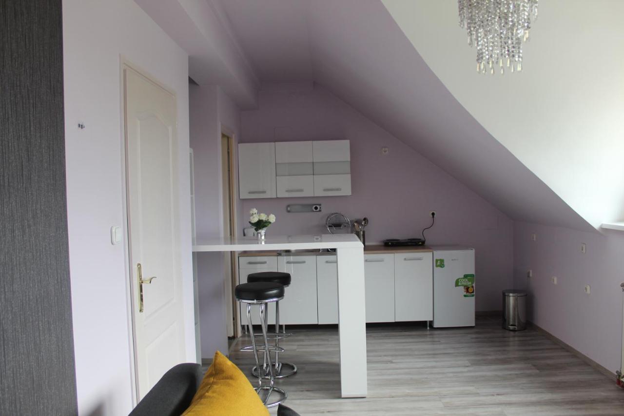 Sunny House Apartman แซแก็ด ภายนอก รูปภาพ
