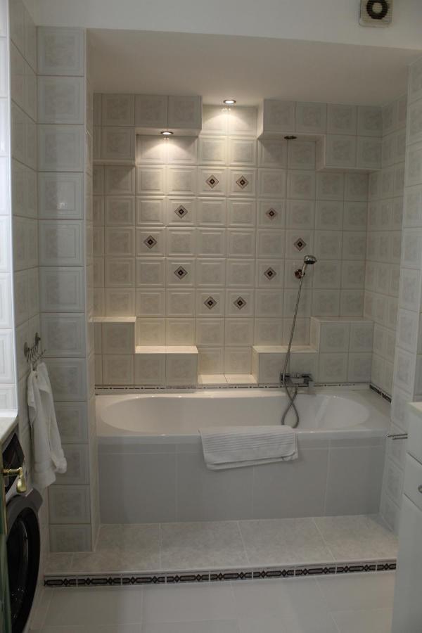 Sunny House Apartman แซแก็ด ภายนอก รูปภาพ